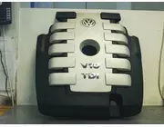 Защитный кожух впускного колектора  VW Touareg 7L0 5.0 tdi 07Z103925M