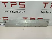 Захист переднього підрамника (батареї) б/в Tesla Model S, 1037112-00-A